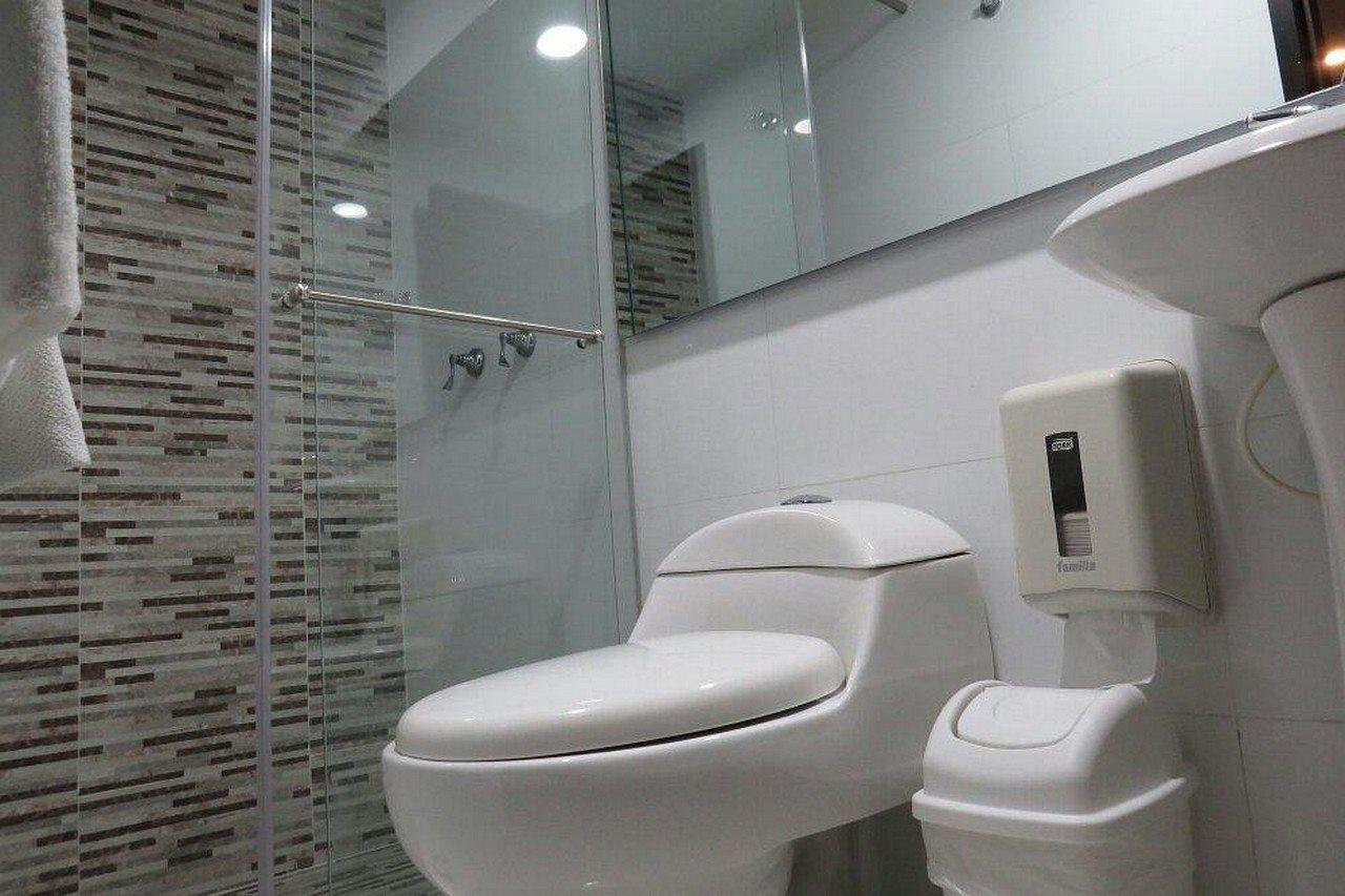 Hotel Leon Dorado Bucaramanga Exteriör bild