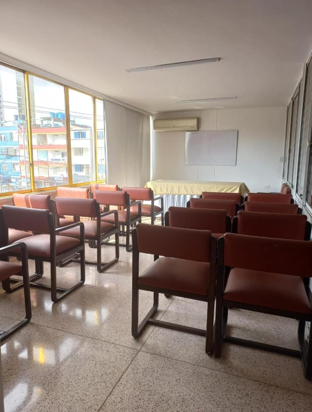 Hotel Leon Dorado Bucaramanga Exteriör bild