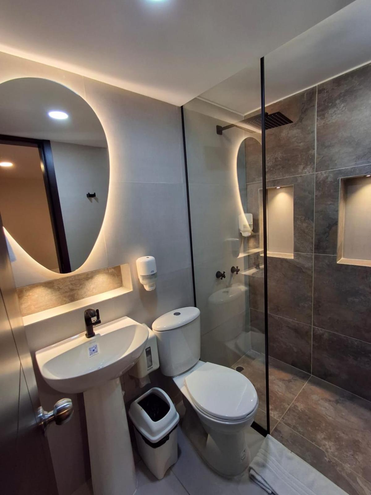 Hotel Leon Dorado Bucaramanga Exteriör bild