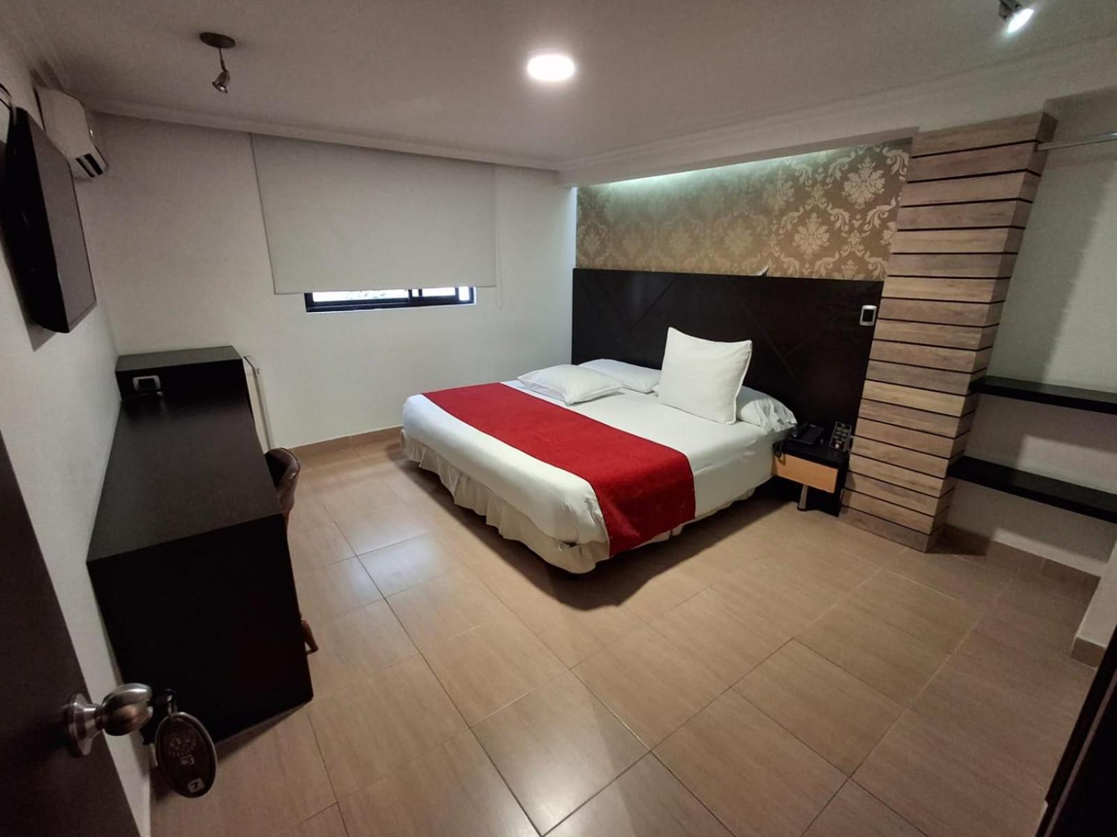 Hotel Leon Dorado Bucaramanga Exteriör bild
