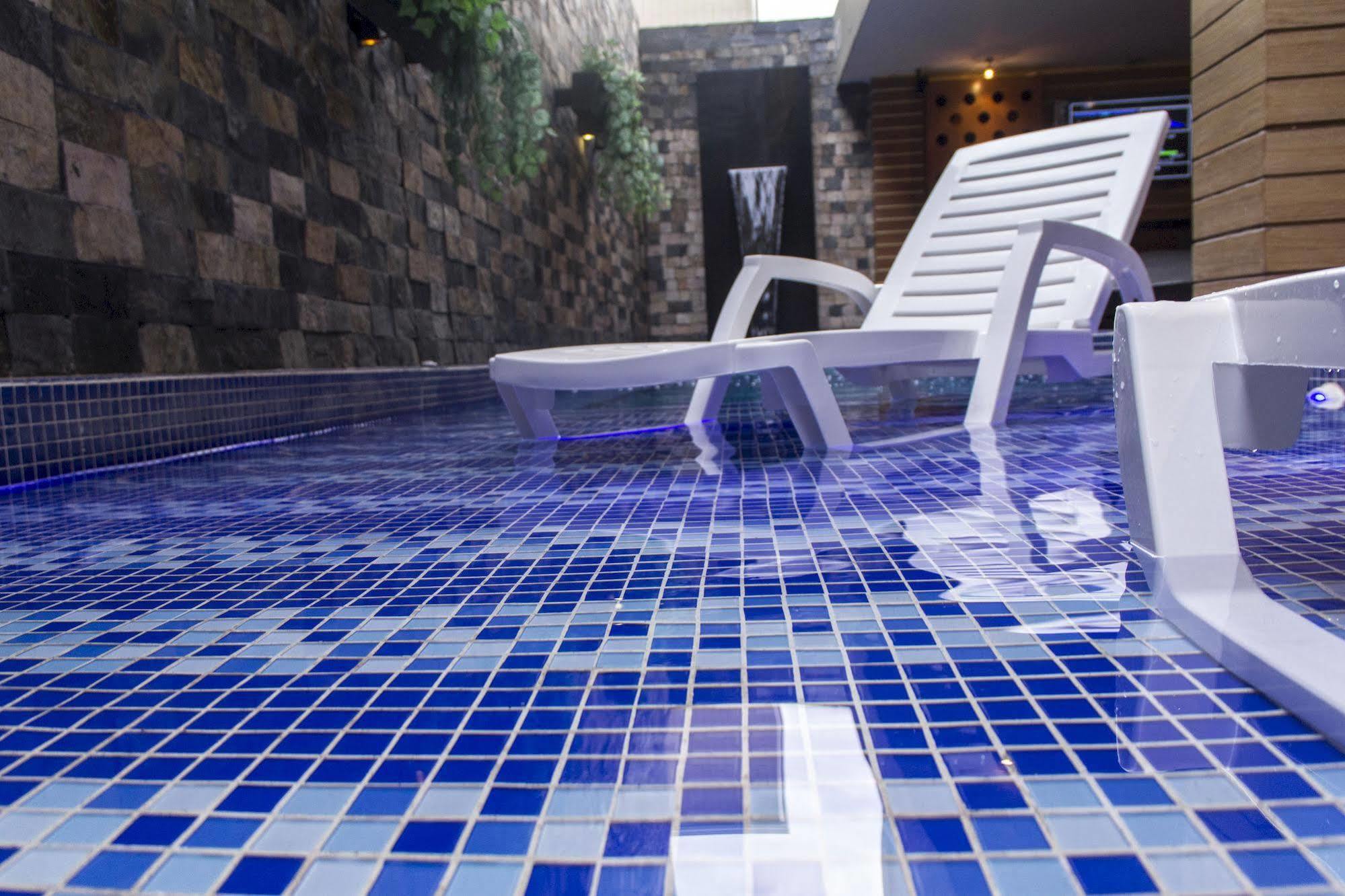 Hotel Leon Dorado Bucaramanga Exteriör bild